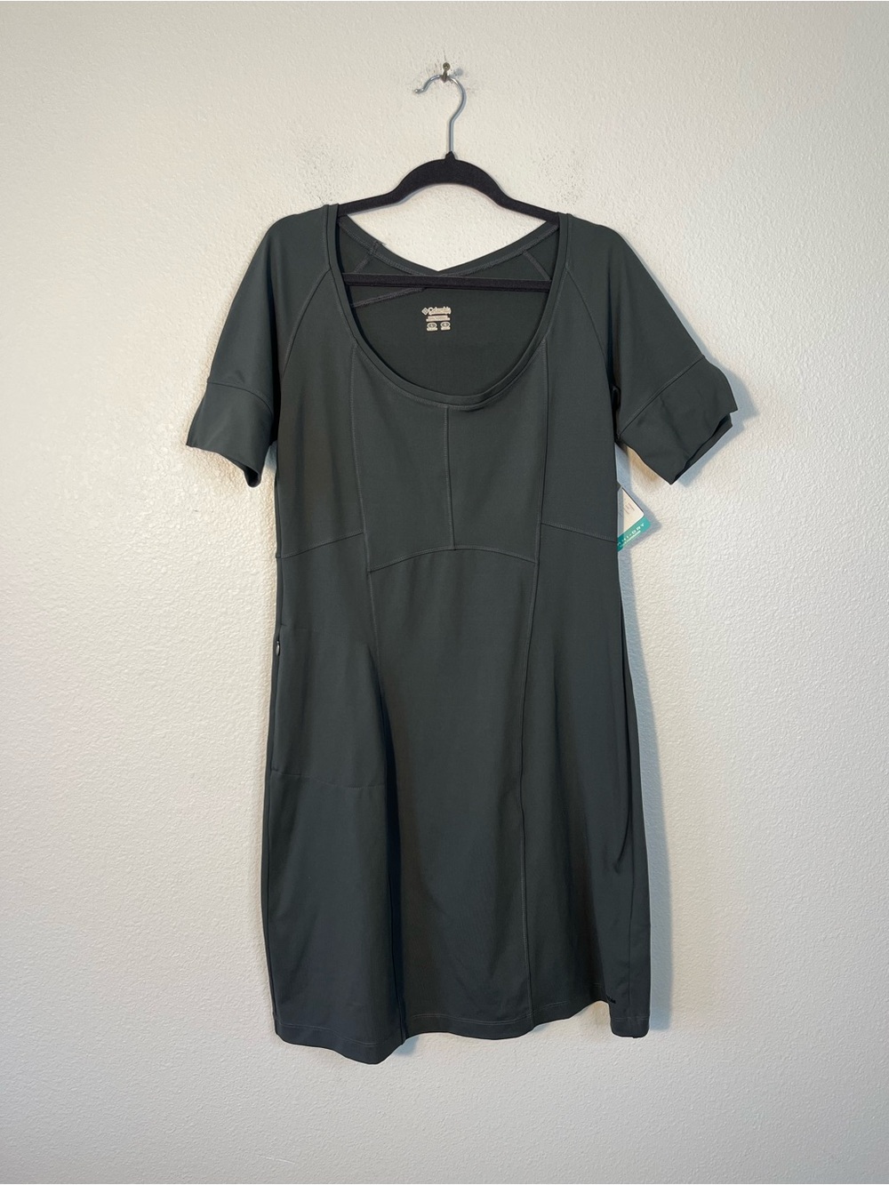 Columbia Departure Dame Dress Short Sleeve Size Large Womens Gray NEW